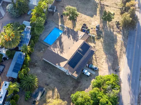 View/Area - 911 Davis St, Ramona, CA 92065 photo 21 of 25