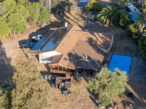 View/Area - 911 Davis St, Ramona, CA 92065 photo 23 of 25
