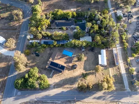 911 Davis St, Ramona, CA 92065