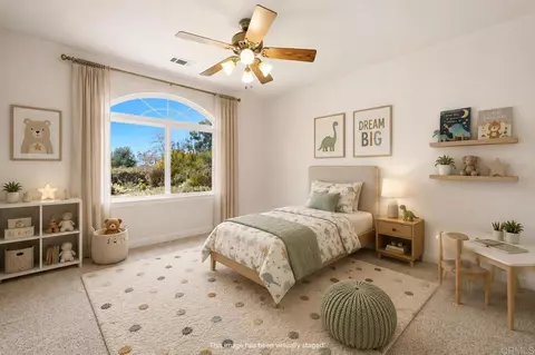 Bedroom - 1534 Linda St, Fallbrook, CA 92028 photo 3 of 11