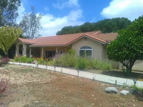 1534 Linda St, Fallbrook, CA 92028