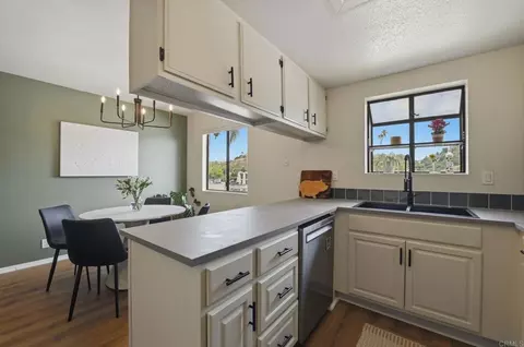 Kitchen - 2118 Oceanside Blvd, Oceanside, CA 92054 photo 3 of 5