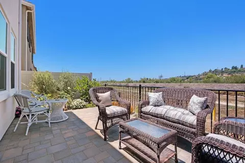 Exterior - 741 Kingbird Loop, Oceanside, CA 92058 photo 2 of 9