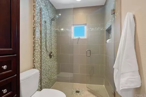 Bath - 5767 Spur Ave, Oceanside, CA 92057 photo 6 of 6