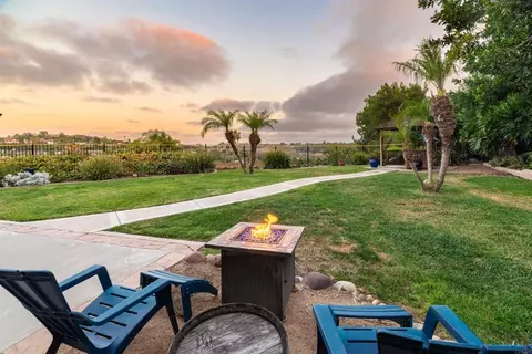Exterior - 2309 Carriage Cir, Oceanside, CA 92056 photo 4 of 17