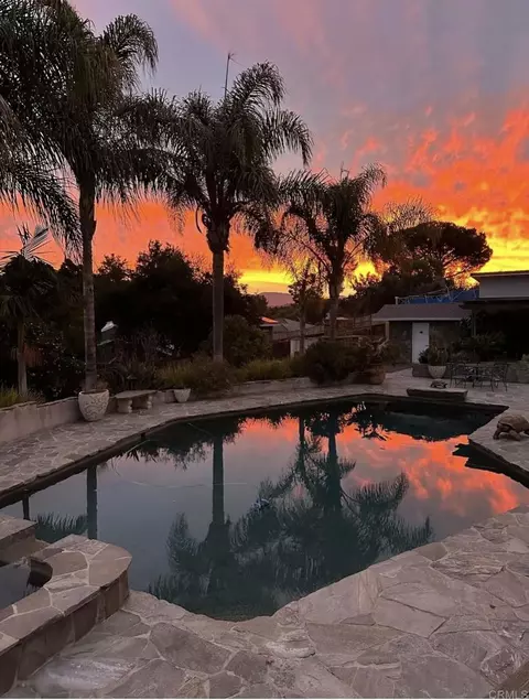 Exterior - 1001 Riverview Dr, Fallbrook, CA 92028 photo 2 of 10