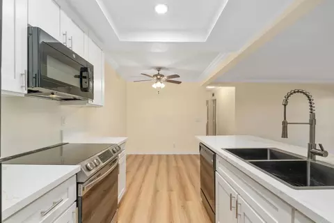 3535 Banbury Dr #65, Riverside, CA 92505