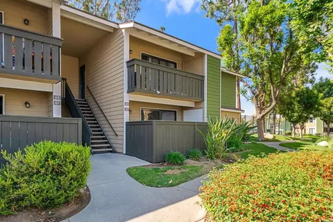 3535 Banbury Dr #65, Riverside, CA 92505