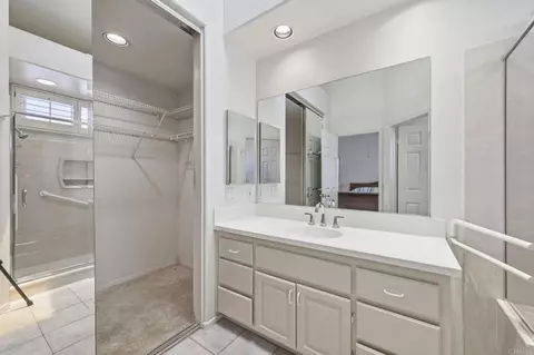Bath - 4950 Lerkas Way, Oceanside, CA 92056 photo 1 of 5