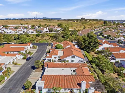 View/Area - 5081 Caesena Way, Oceanside, CA 92056 photo 3 of 10