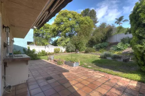 Exterior - 1616 Clearwater Pl, Encinitas, CA 92024 photo 3 of 7