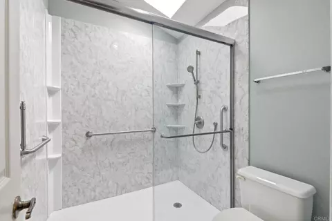 Bath - 1616 Clearwater Pl, Encinitas, CA 92024 photo 2 of 3