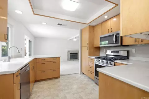 Kitchen - 1616 Clearwater Pl, Encinitas, CA 92024 photo 2 of 3