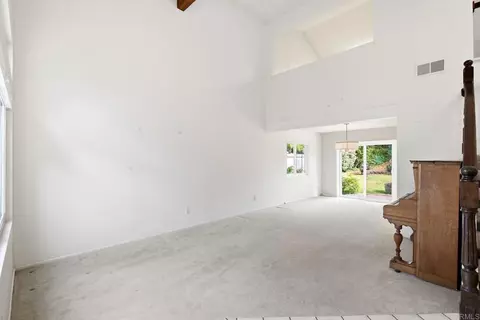 Living - 1616 Clearwater Pl, Encinitas, CA 92024 photo 2 of 5