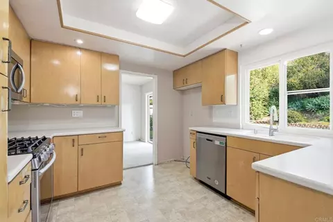Kitchen - 1616 Clearwater Pl, Encinitas, CA 92024 photo 1 of 3