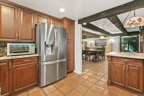 Kitchen - 6036 Rainbow Heights Rd, Fallbrook, CA 92028 photo 4 of 4