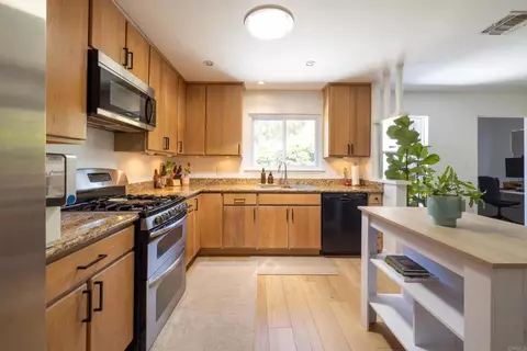 Kitchen - 2222 Crestline Dr, Oceanside, CA 92054 photo 2 of 5