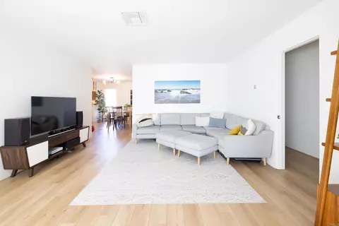 Living - 2222 Crestline Dr, Oceanside, CA 92054 photo 2 of 4