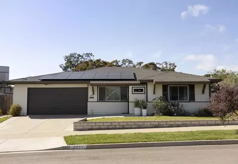 2222 Crestline Dr, Oceanside, CA 92054