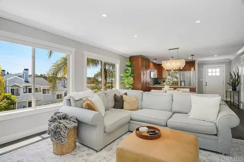 5810 Riley St #4, San Diego, CA 92110