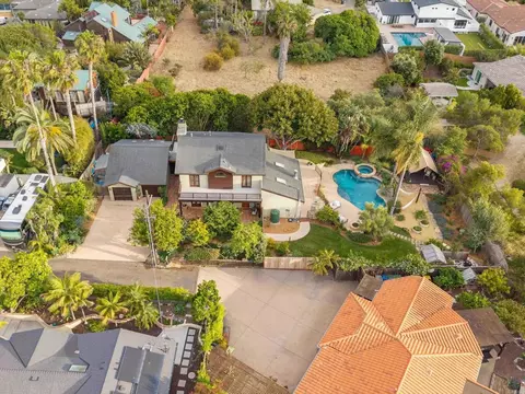 627 Ezee St, Encinitas, CA 92024