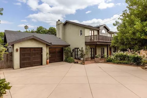 Exterior - 627 Ezee St, Encinitas, CA 92024 photo 1 of 9