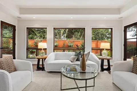 Living - 627 Ezee St, Encinitas, CA 92024 photo 3 of 3