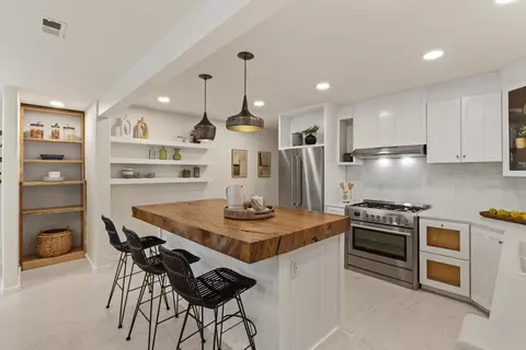 Kitchen - 627 Ezee St, Encinitas, CA 92024 photo 5 of 5