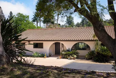 1889 Rockhoff Rd, Escondido, CA 92026