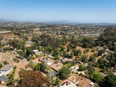 View/Area - 1889 Rockhoff Rd, Escondido, CA 92026 photo 3 of 10