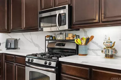 Kitchen - 359 Cobalt, Vista, CA 92083 photo 3 of 3