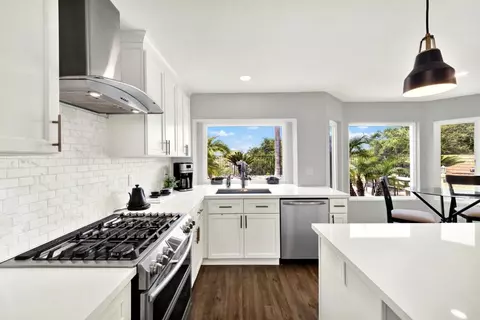 3760 Southridge Way, Oceanside, CA 92056