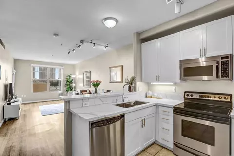 330 J St #611, San Diego, CA 92101