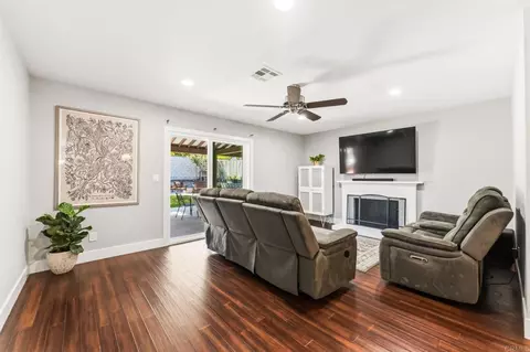 Living - 3023 Linda Dr, Oceanside, CA 92056 photo 1 of 2