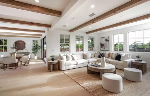 Living - 828 Conestoga Ct, Encinitas, CA 92024 photo 3 of 4
