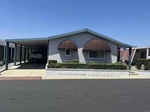 24600 Mountain Ave #32, Hemet, CA 92544