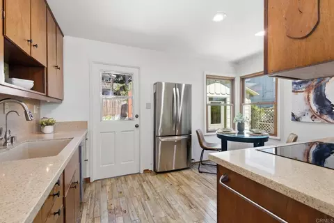 Kitchen - 258 Barbara Ave, Solana Beach, CA 92075 photo 3 of 5