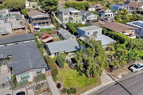 View/Area - 258 Barbara Ave, Solana Beach, CA 92075 photo 4 of 7