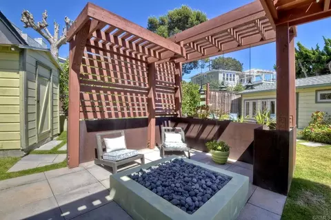 Exterior - 258 Barbara Ave, Solana Beach, CA 92075 photo 3 of 5