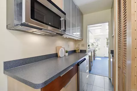 Kitchen - 258 Barbara Ave, Solana Beach, CA 92075 photo 5 of 5