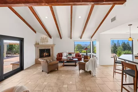 Living - 13319 Pacer Ln, Poway, CA 92064 photo 1 of 4