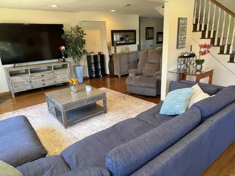 2707 Carnegie Ln UNIT 1, Redondo Beach, CA 90278