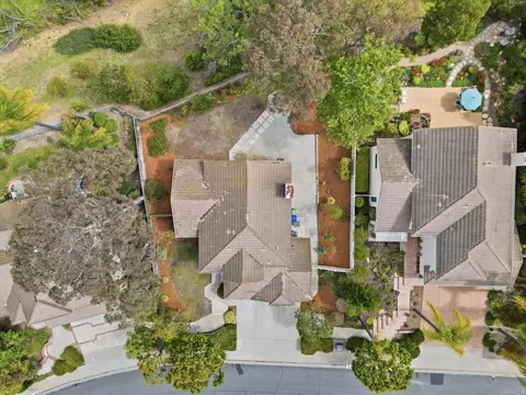 View/Area - 4828 Cardiff Bay Dr, Oceanside, CA 92057 photo 2 of 9