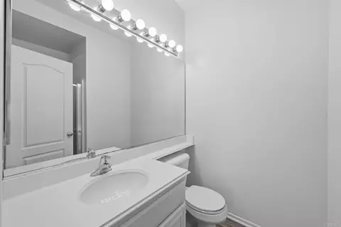 Bath - 4828 Cardiff Bay Dr, Oceanside, CA 92057 photo 1 of 4