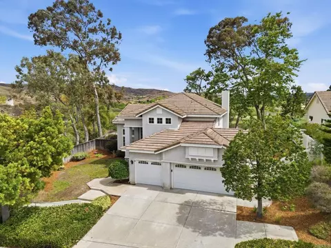View/Area - 4828 Cardiff Bay Dr, Oceanside, CA 92057 photo 1 of 9