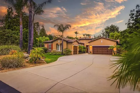2108 Hidden Springs Dr, El Cajon, CA 92019