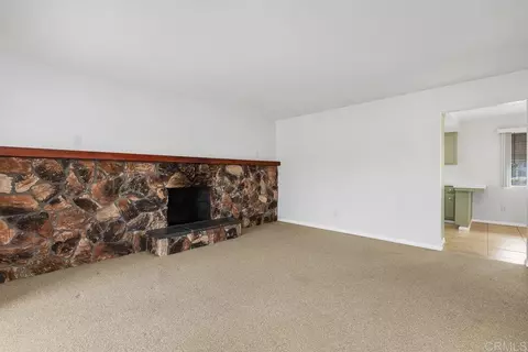 Living - 1035 Knoll Park Ln, Fallbrook, CA 92028 photo 8 of 8