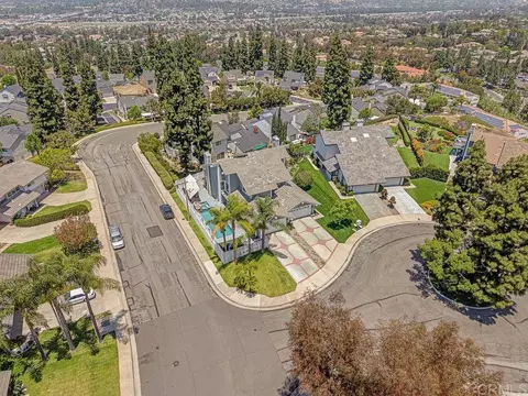 6098 E Silverspur Trl, Anaheim, CA 92807