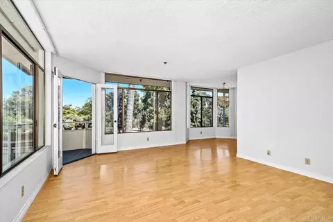 3290 6th Ave #4C, San Diego, CA 92103