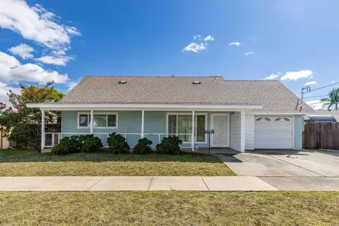 643 Hillward St, Escondido, CA 92027